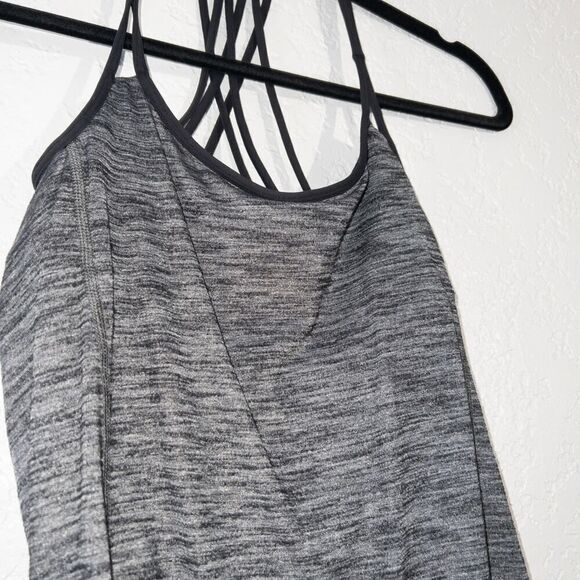 Lululemon Heathered Black Moment To Movement 2-In-1 Tank Top Size 2 - Picture 4 of 8